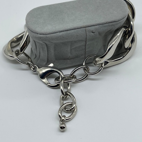 Silvertone Oversized Curblink Bracelet - Picture 2 of 2